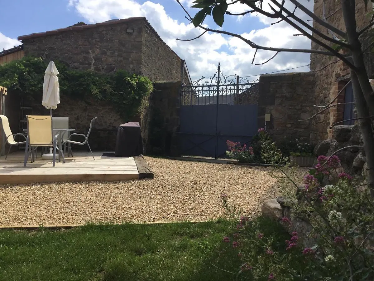 Gite De La Sagne Apchat Holiday home